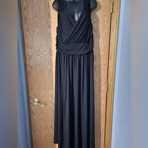 Elegant Black Maxi Dress